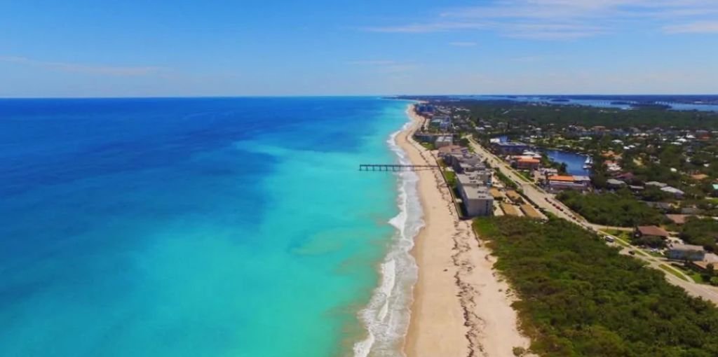Breeze Airways Vero Beach Office