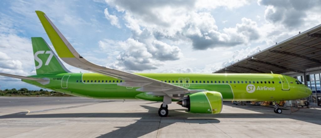 S7 Airlines Valerio Catullo Airport Terminal