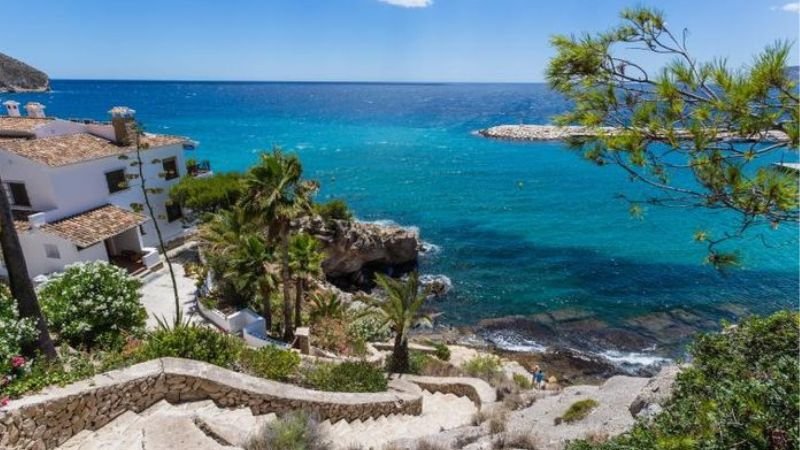 Alicante