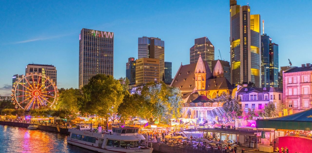 Qatar Airways Frankfurt Office Address