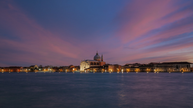 KLM Airlines Venice Office Address