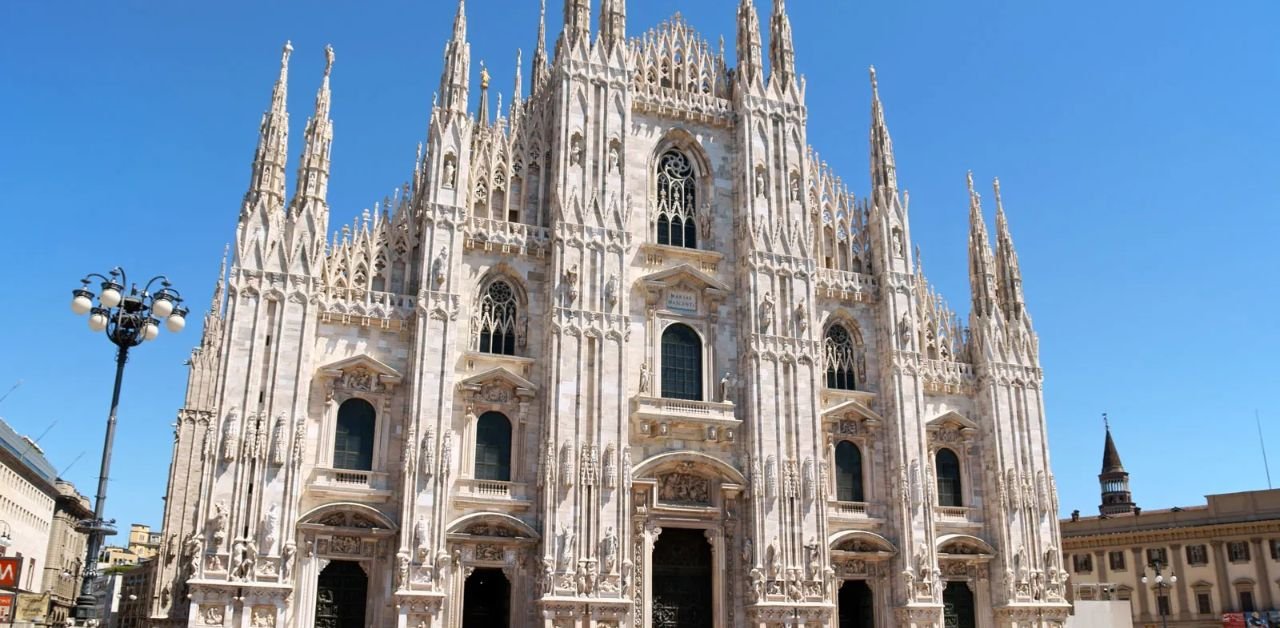 Qatar Airways Milan Office Address