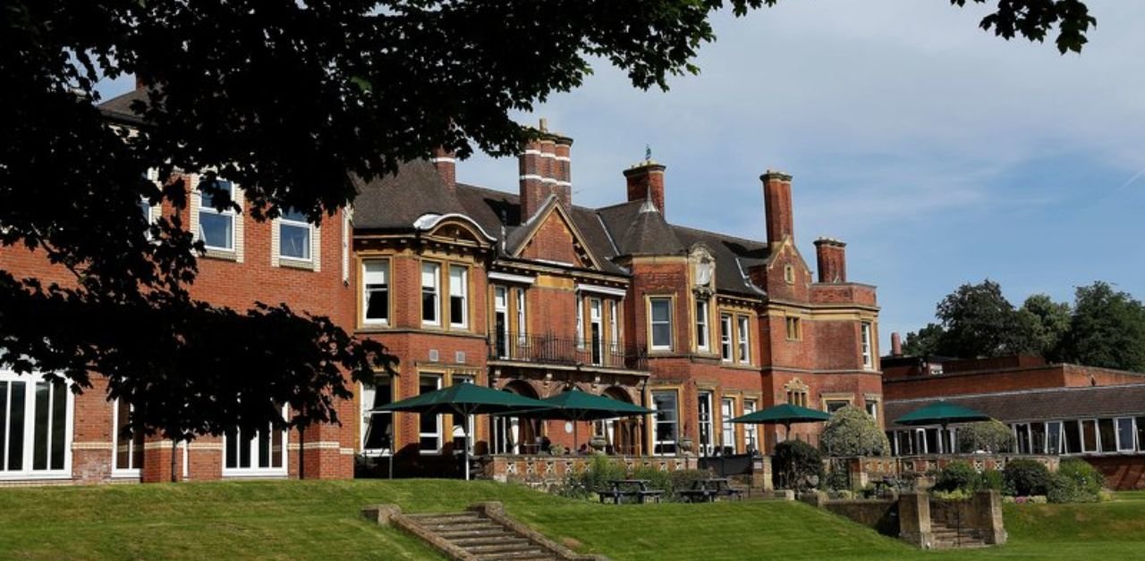 Turkish Airlines Sutton Coldfield Office in Parish