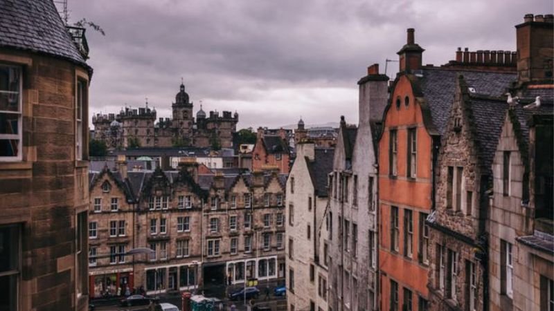 Brussels Airlines Edinburgh Office Address