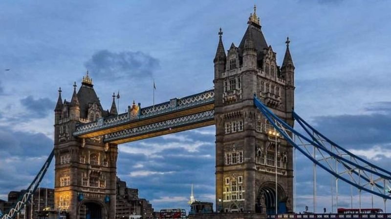 Brussels Airlines London Office Address