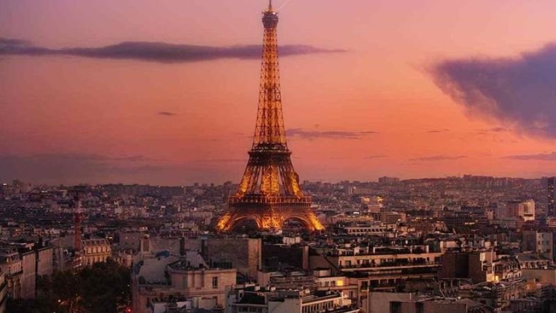 Emirates Airline Paris Office in France