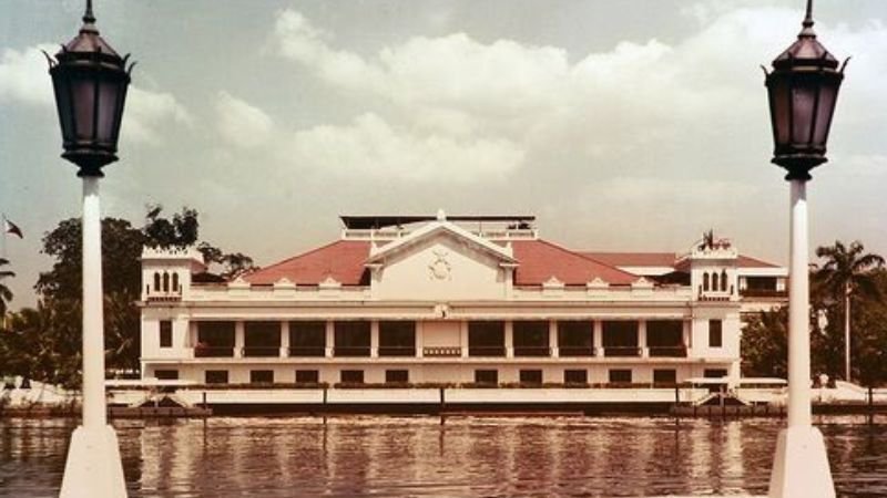 Pal Airlines Macapagal Office Address