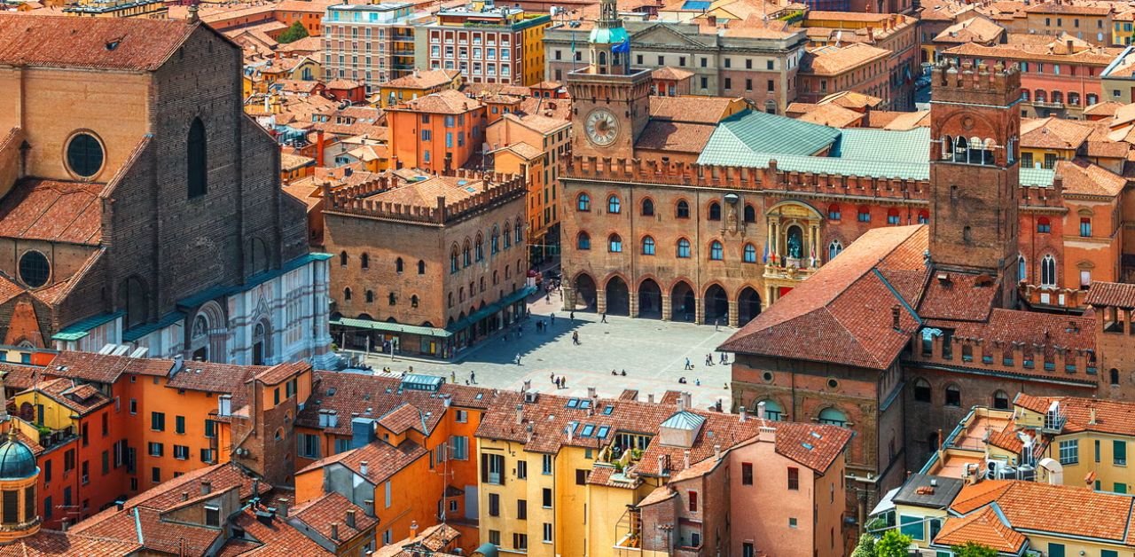 Turkish Airlines Bologna Office Address