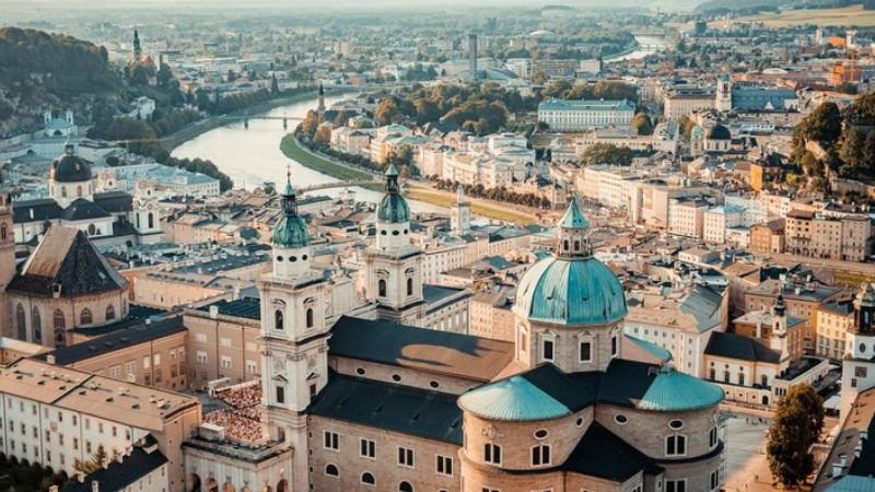 All Nippon Airways Salzburg Office