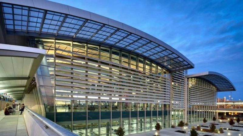 Sacramento International Airport