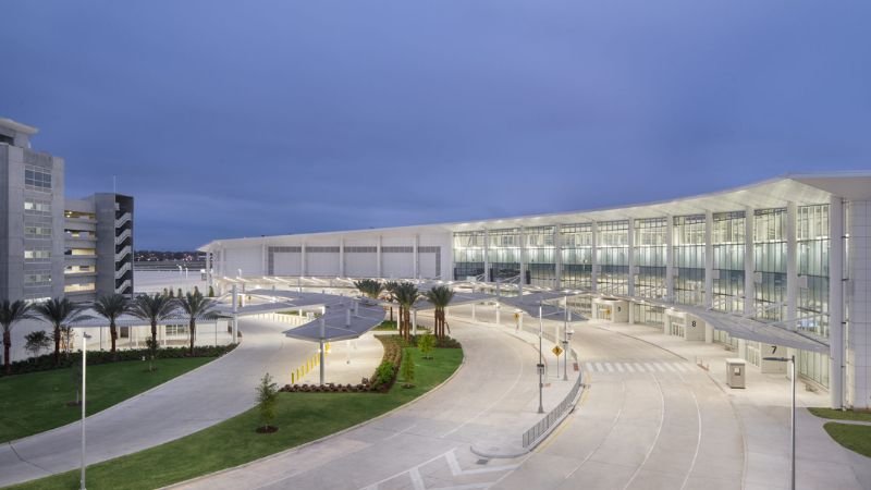 Breeze Airways George Bush Intercontinental Airport