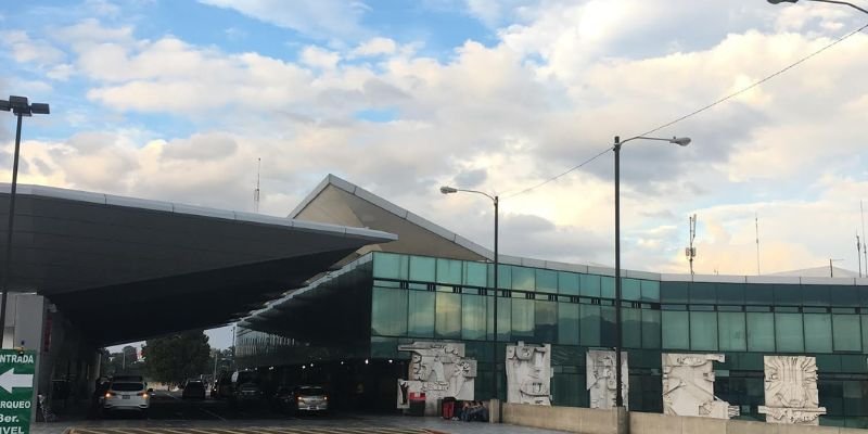 La Aurora International Airport
