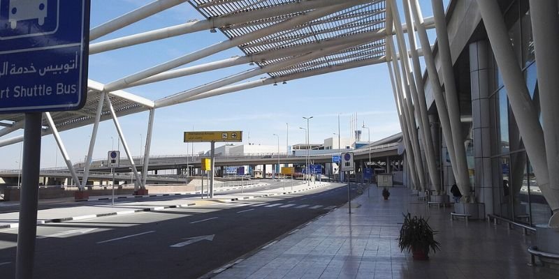 Sharq El Owainat Airport