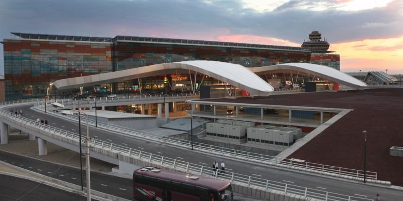 Zvartnots International Airport