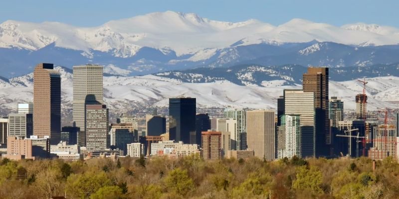 21 Air Denver Office In Colorado