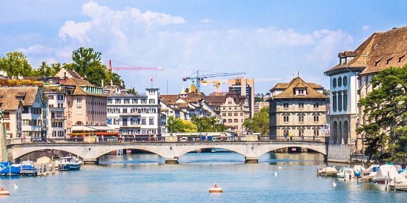 21 Air Zürich Office In Switzerland