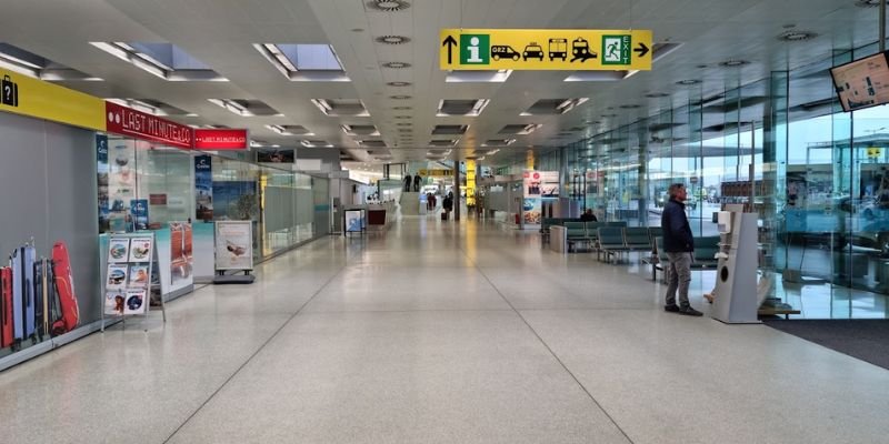 Austrian Airlines GRZ Terminal