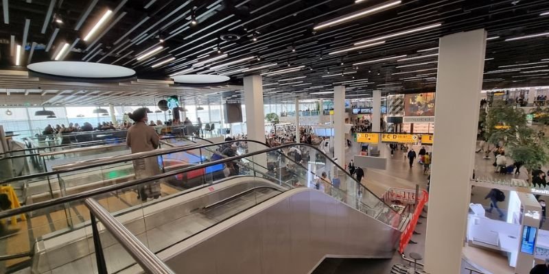 Luxair AMS Terminal