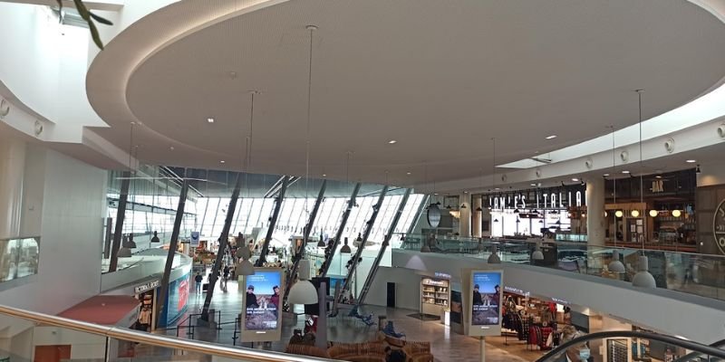 Luxair NCE Terminal