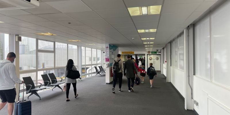 Ryanair GLA Terminal
