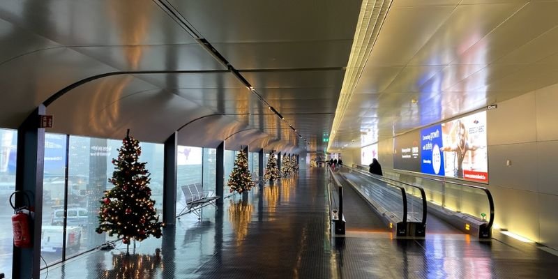 Ryanair LUX Terminal