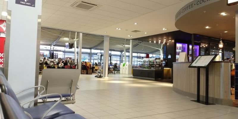 Ryanair SEN Terminal