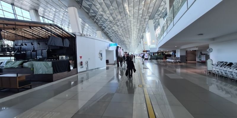 Singapore Airlines CGK Terminal