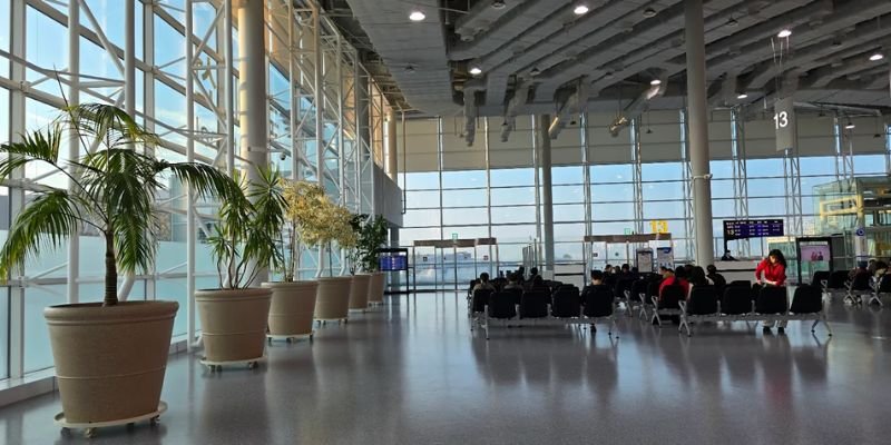 Aeromexico Airlines PUS Terminal
