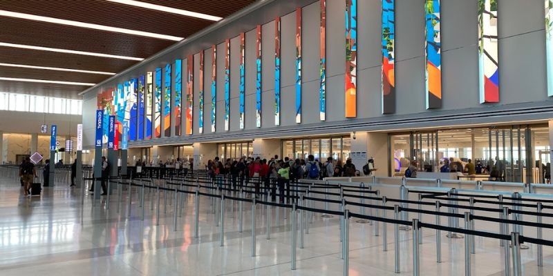 Air Canada LGA Terminal