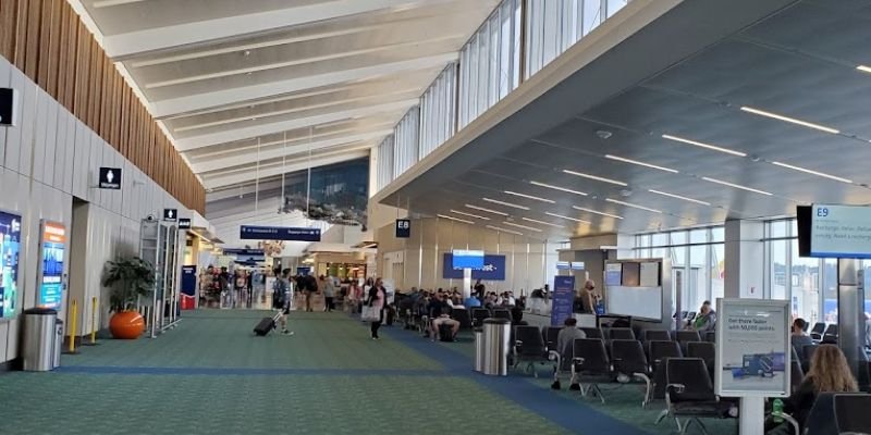 Air Canada PDX Terminal