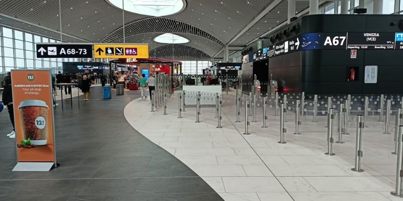 Cathay Pacific FCO Terminal