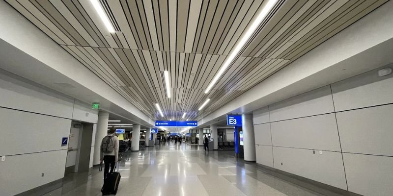 Icelandair PHX Terminal