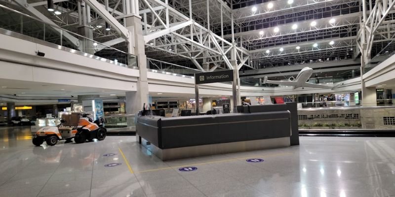 Kuwait Airways DEN Terminal