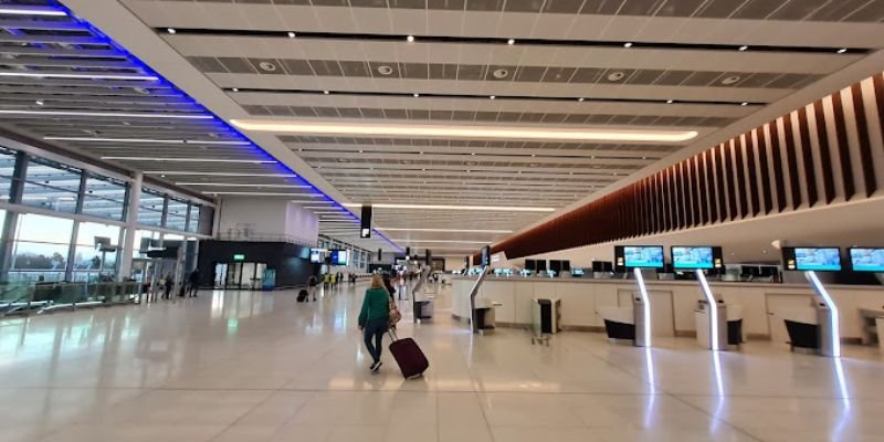 Kuwait Airways MAN Terminal