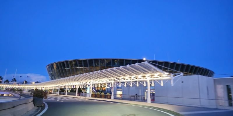 Kuwait Airways NCE Terminal