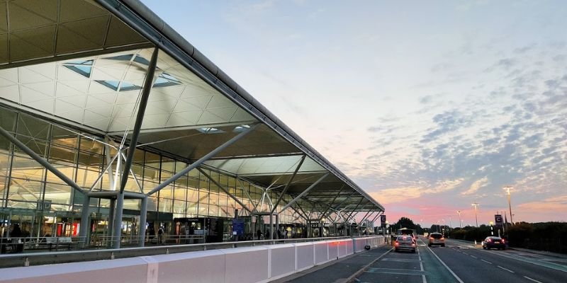 Kuwait Airways STN Terminal