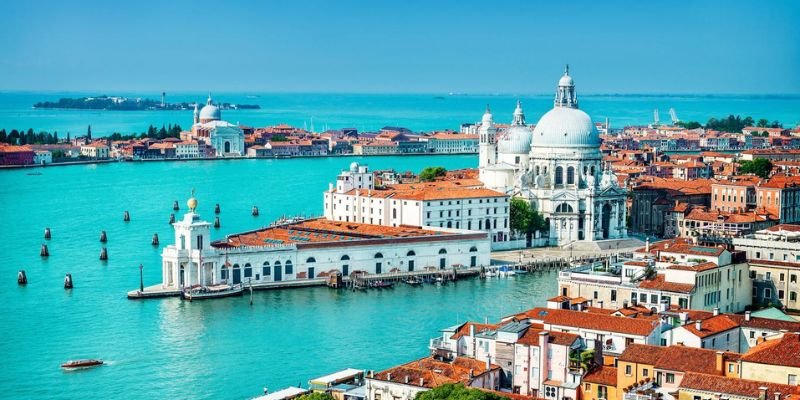 Lufthansa Airlines Venice Office