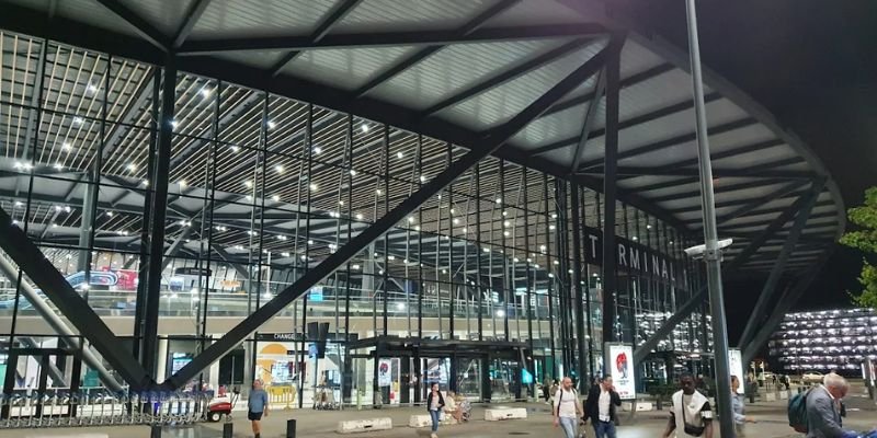 Royal Jordanian LYS Terminal