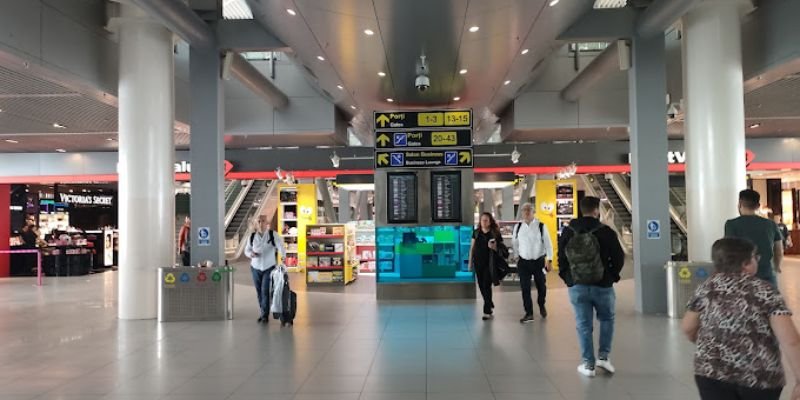 Turkish Airlines OTP Terminal