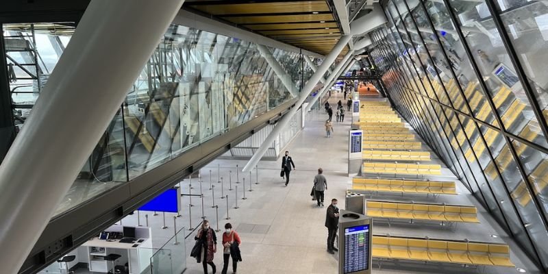 Vietnam Airlines GVA Terminal