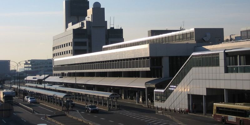 Icelandair ITM Terminal