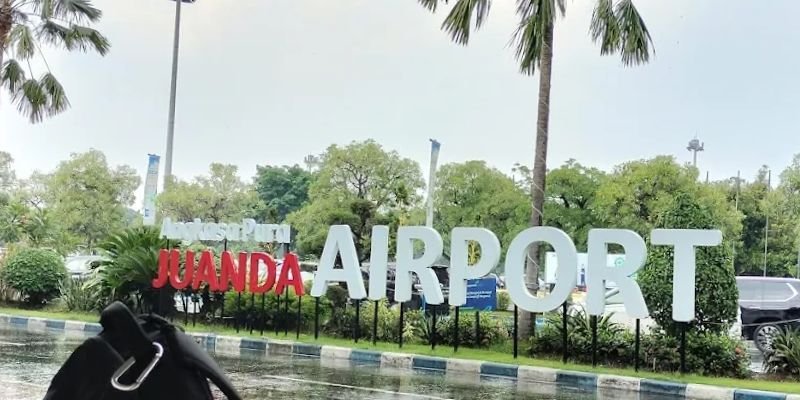 Icelandair SUB Terminal