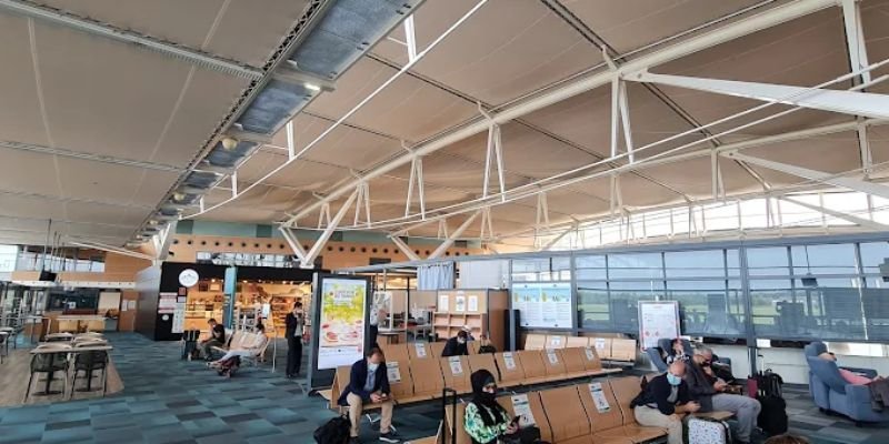 Pau-Pyrenees Airport