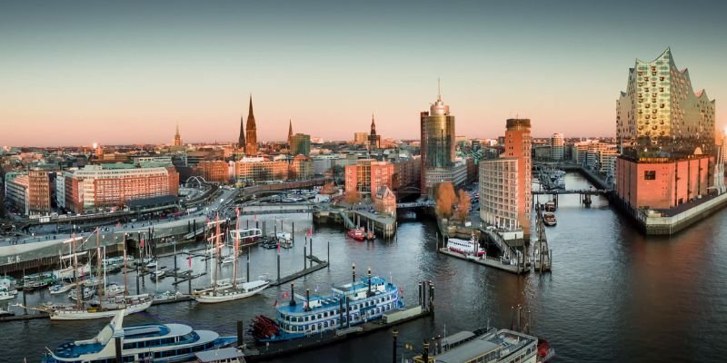 Ryan Air Hamburg Office