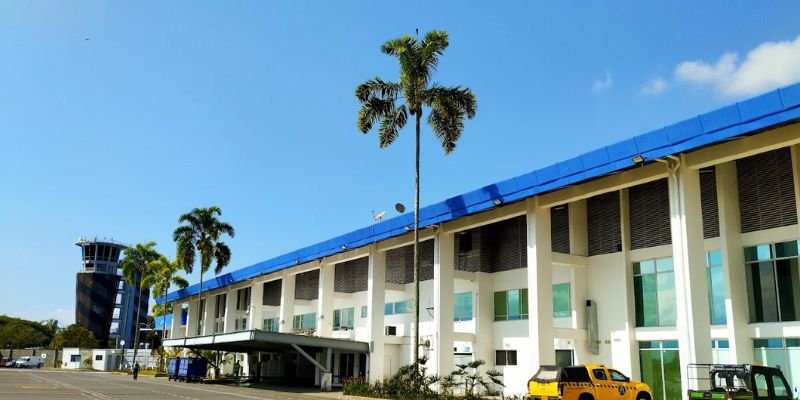 El Edén International Airport