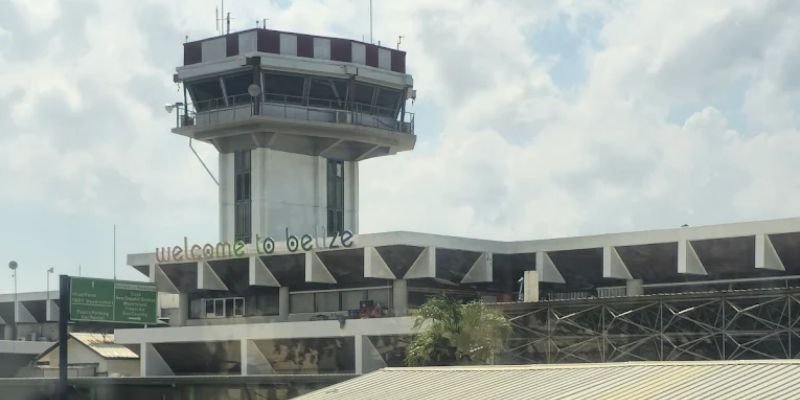 Sir Barry Bowen Municipal Airport