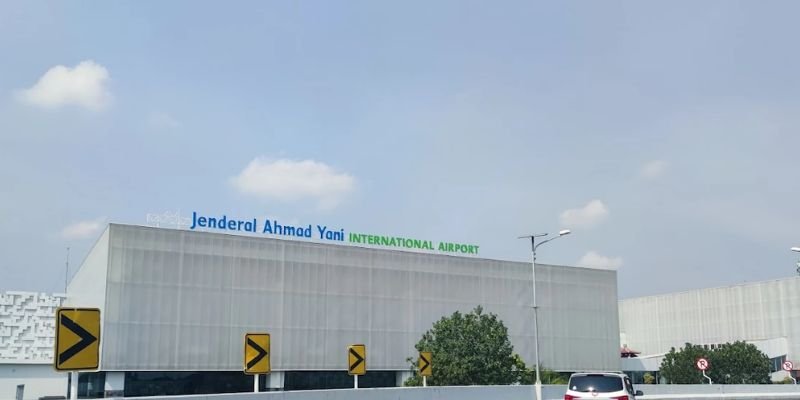 Jenderal Ahmad Yani Airport